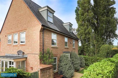 49 Collett Road, Norton Fitzwarren, Taunton, TA2 6DB