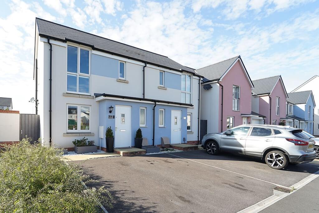 The Sidings, Haywood Village, WestonSuperMare, BS24 3 bed semi