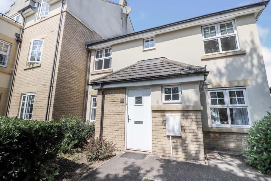 The Hawthorns, Flitwick, Bedford, MK45 2 bed £850 pcm (£196 pw)
