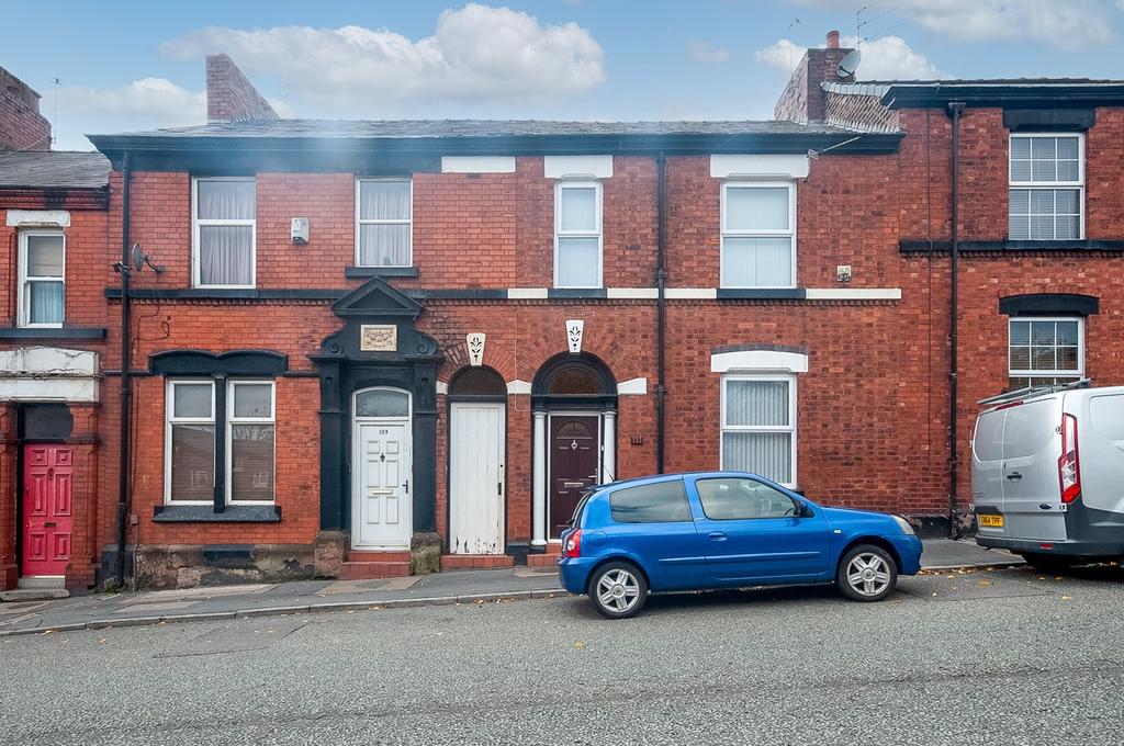 North Road, St Helens, WA10 3 bed terraced house £135,000