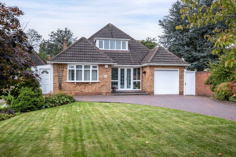 Irnham Road, Sutton Coldfield, B74 2TP 3 bed detached bungalow £700,000