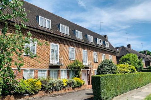 3 bedroom flat to rent, Litchfield Way, Hampstead Garden Suburb, NW11