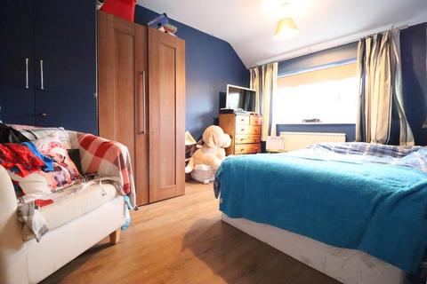 23 West Way, Luton, LU2 8DZ