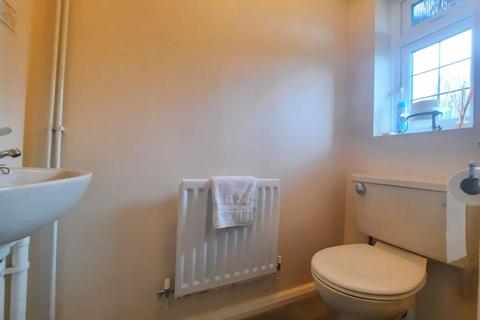 276 Westmacott Drive, Feltham, TW14 9XA