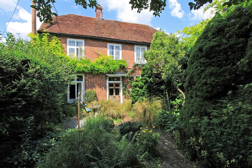 St. Mary Bourne, Andover 5 bed detached house £875,000