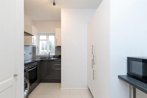 212 Corfield Street, London, E2 0DP