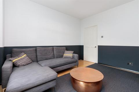 212 Corfield Street, London, E2 0DP