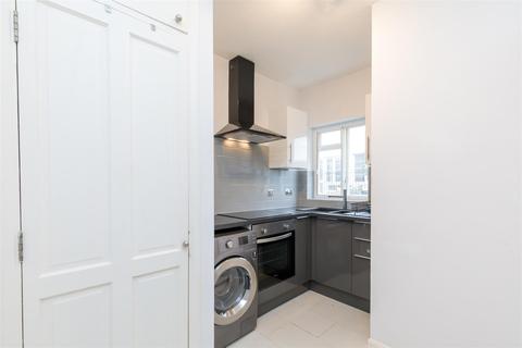 212 Corfield Street, London, E2 0DP