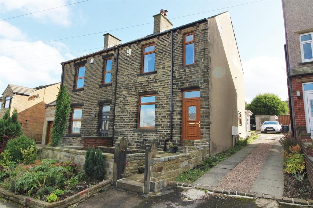 Cumberworth Road, Skelmanthorpe... 3 bed detached house £265,000