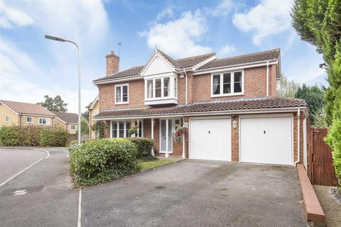 6 Morlais, Emmer Green, Reading, RG4 8PQ
