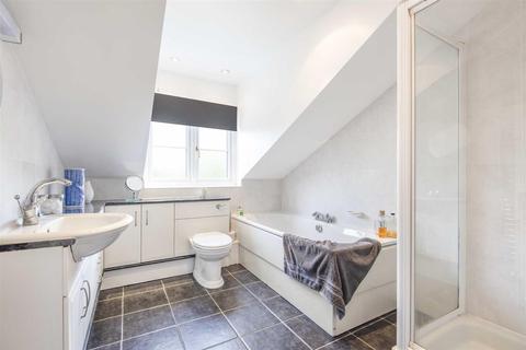 6 Morlais, Emmer Green, Reading, RG4 8PQ