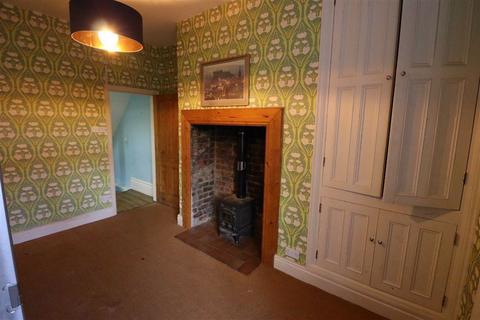 2 Green Walk, Manchester, M16 9RF