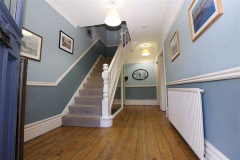2 Green Walk, Manchester, M16 9RF