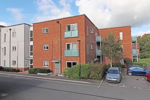 182 Canalside, Redhill, RH1 2FW