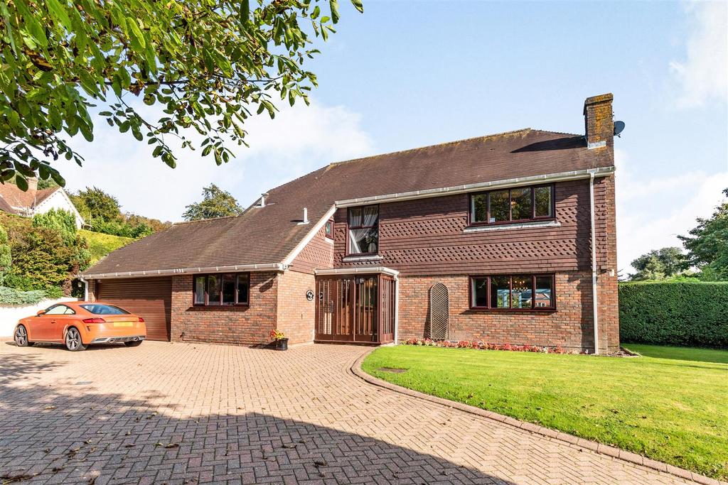 Pilgrims Way, Detling, Maidstone 4 bed detached house £1,200,000