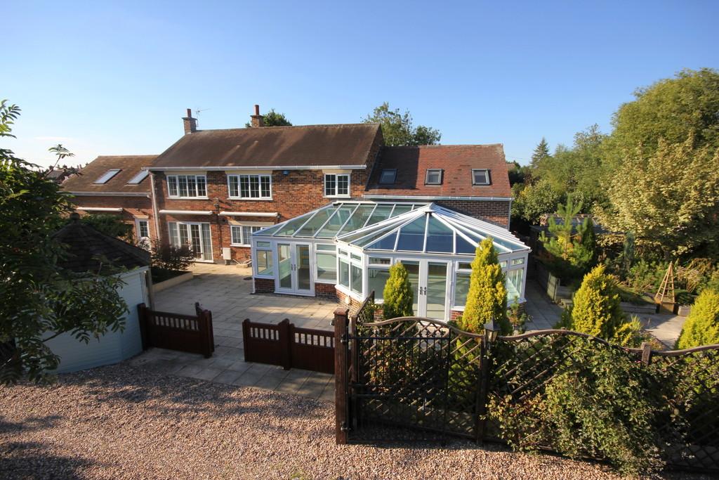 Melton Road, BurtonontheWolds 5 bed detached house £595,000