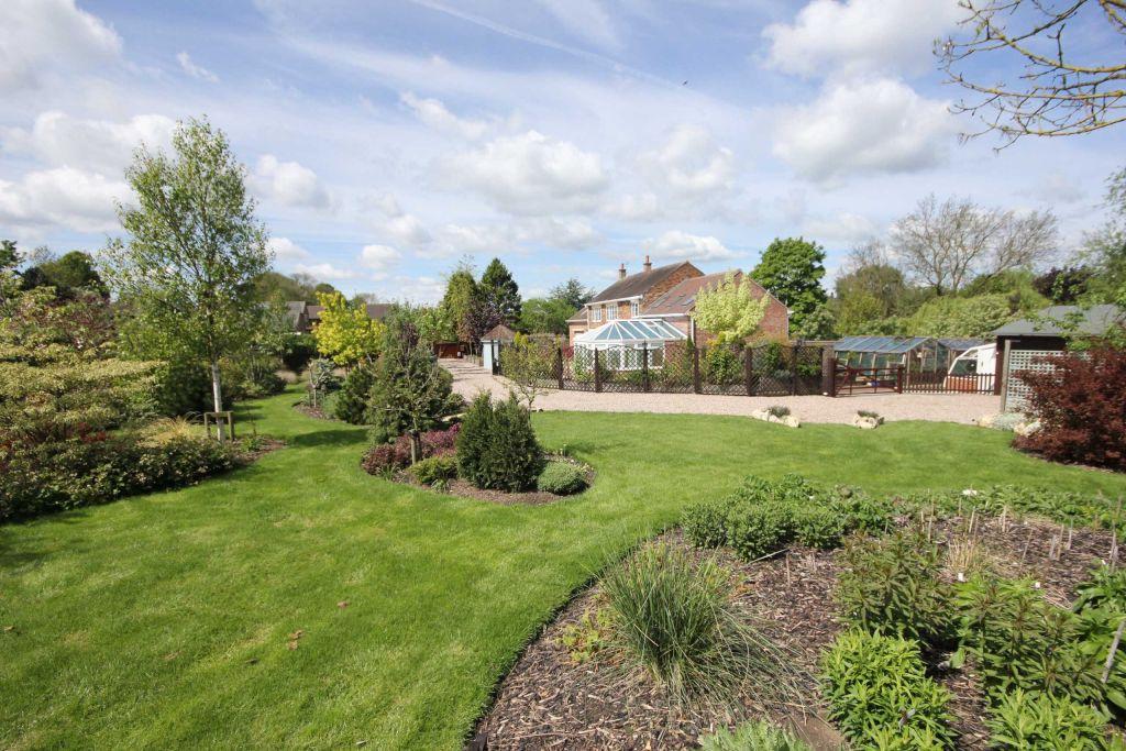 Melton Road, BurtonontheWolds 5 bed detached house £595,000