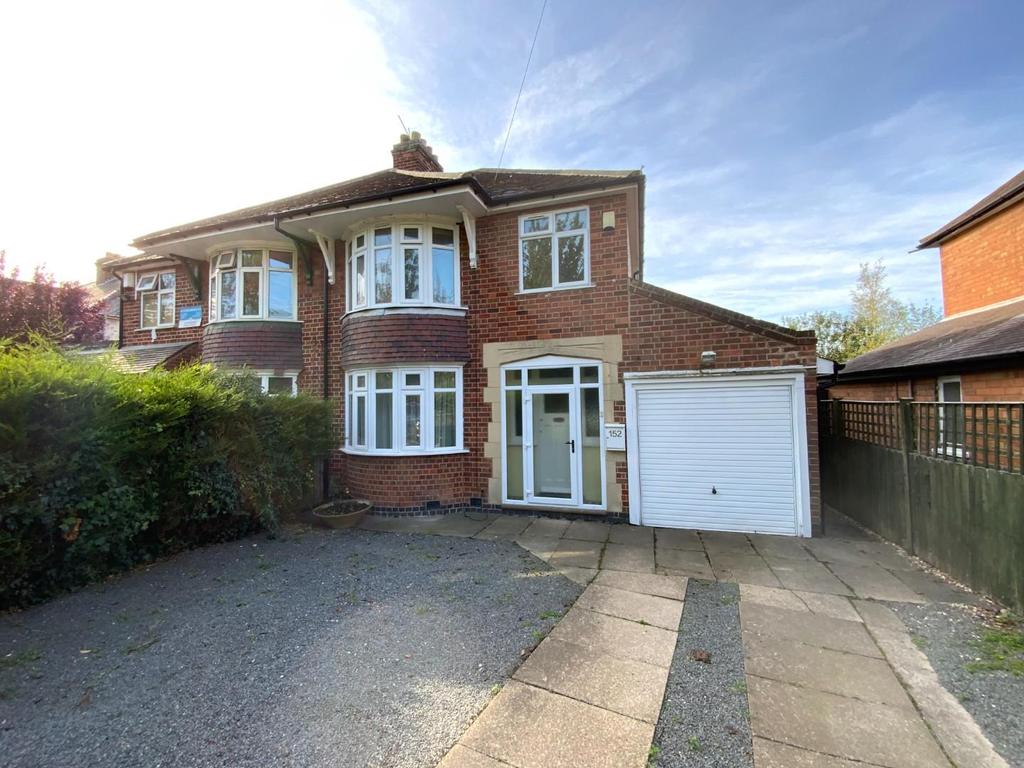 Glen Road, Oadby, Leicester 3 bed semidetached house £300,000