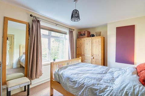 117 Broadway, Horsforth, Leeds, LS18 4HL