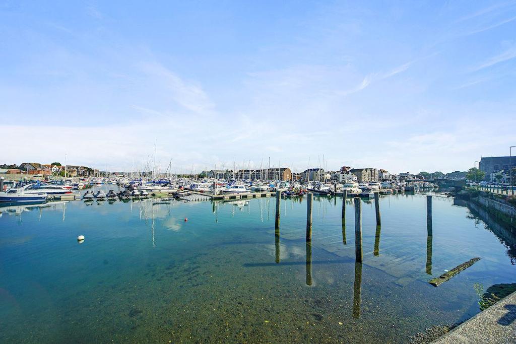 Harbour Lights, North Quay, Weymouth 1 bed apartment for sale £220,000