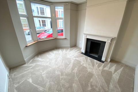 52 Cedar Road, Northampton, NN1 4RW
