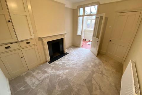 52 Cedar Road, Northampton, NN1 4RW
