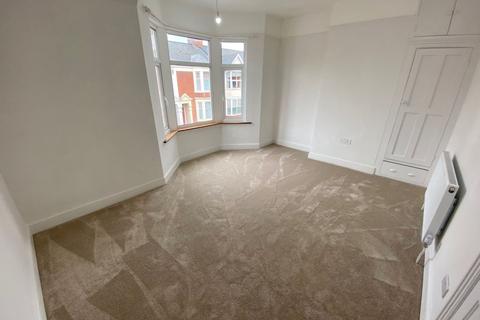 52 Cedar Road, Northampton, NN1 4RW