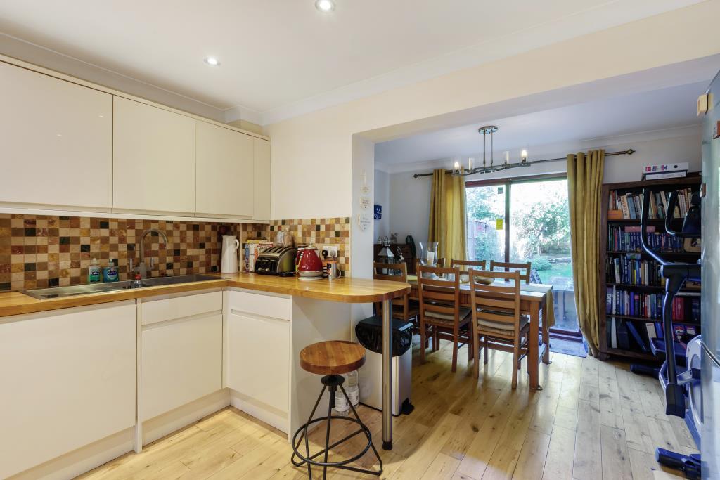 Kitchen/Dining Area