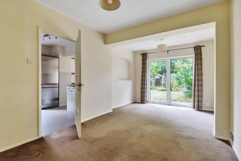 3 bedroom semi-detached house to rent, Quarrendon Road,  Amersham,  HP7