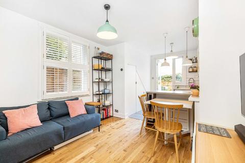 Flat 2, 12 Smeaton Road, London, SW18 5JH