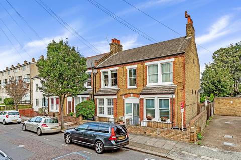 Flat 2, 12 Smeaton Road, London, SW18 5JH