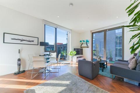 1 bedroom apartment to rent, Ambassador Building, Embassy Gardens, London, SW11