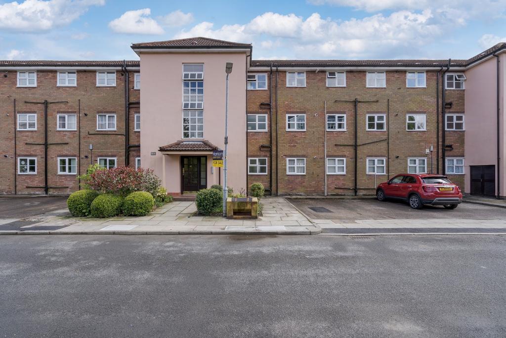Heatherfield, Bolton, Lancashire, BL1 2 bed apartment £60,000