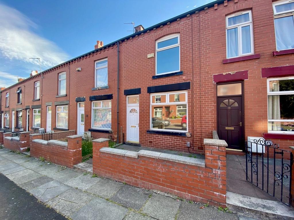 Gordon Avenue, Bolton, Lancashire, BL3 3 bed terraced house £81,000