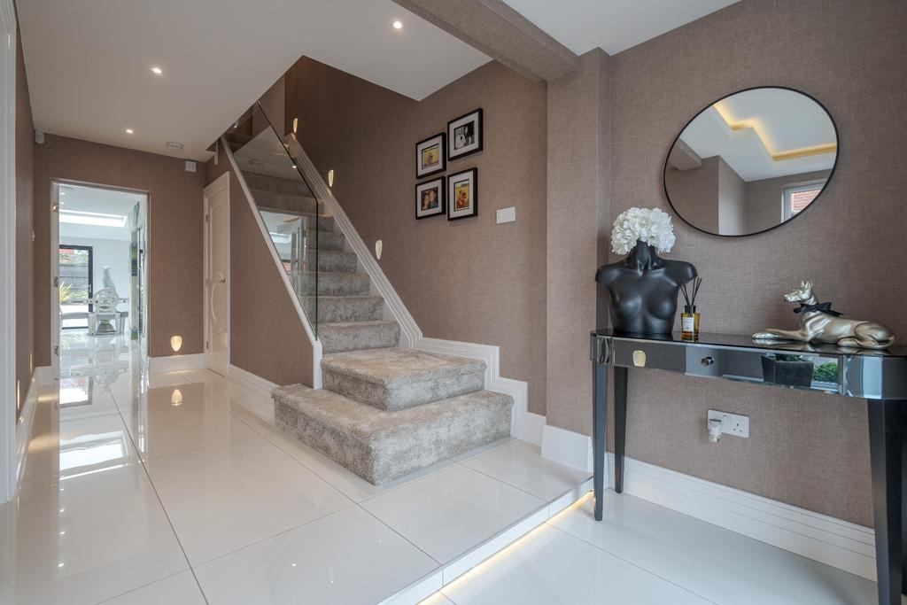 Wade Bank, Westhoughton, Bolton... 4 bed detached house £550,000
