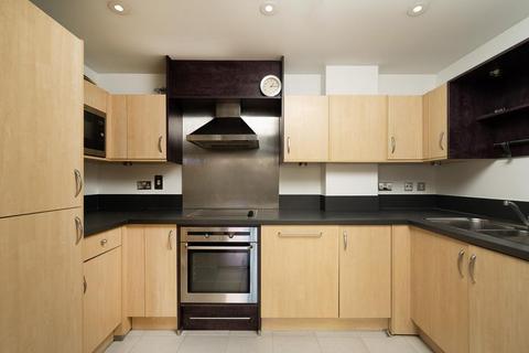 2 bedroom flat to rent, RIVERSIDE WEST, SMUGGLERS WAY, SW18