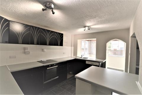 17 Abbots Avenue, Kilwinning, KA13 6BZ