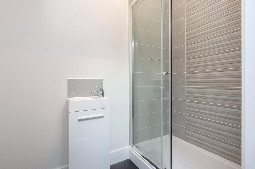 En-Suite 2