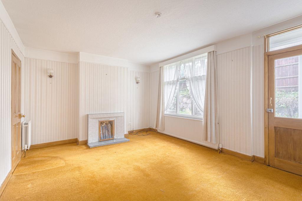 Elm Road, Stortford... 3 bed bungalow £650,000