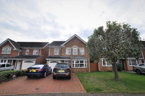 4 bedroom detached house to rent, Talbot Street, Hitchin, SG5