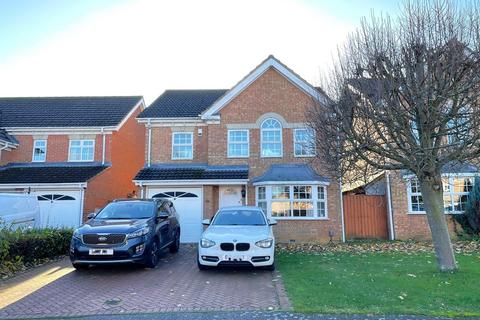 4 bedroom detached house to rent, Talbot Street, Hitchin, SG5