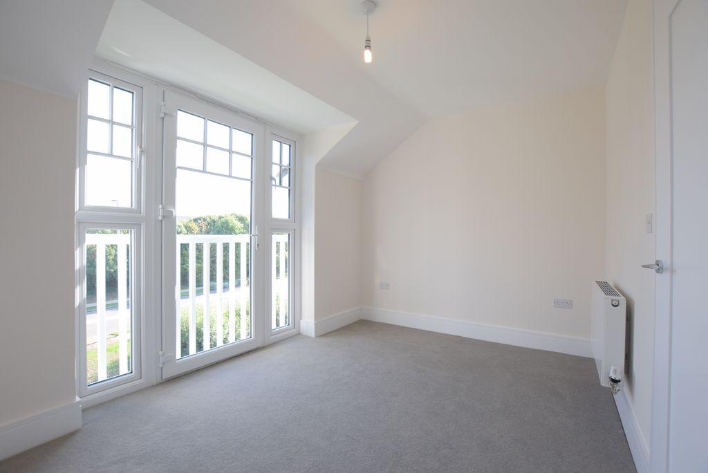 Bedroom 2 (Double)