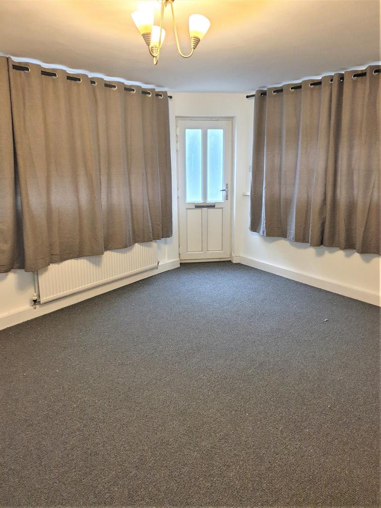 Bridge Road, St Pauls Cray, BR5 1 bed flat £900 pcm (£208 pw)