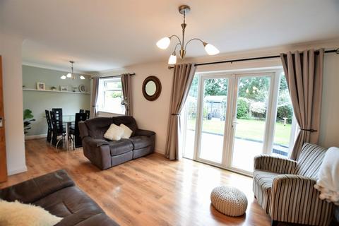 23 Carters Close, Clacton-on-sea, CO16 7AT