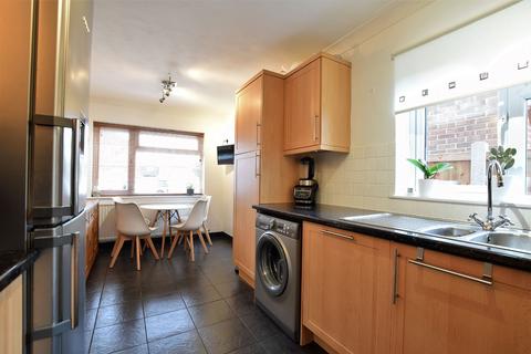 23 Carters Close, Clacton-on-sea, CO16 7AT