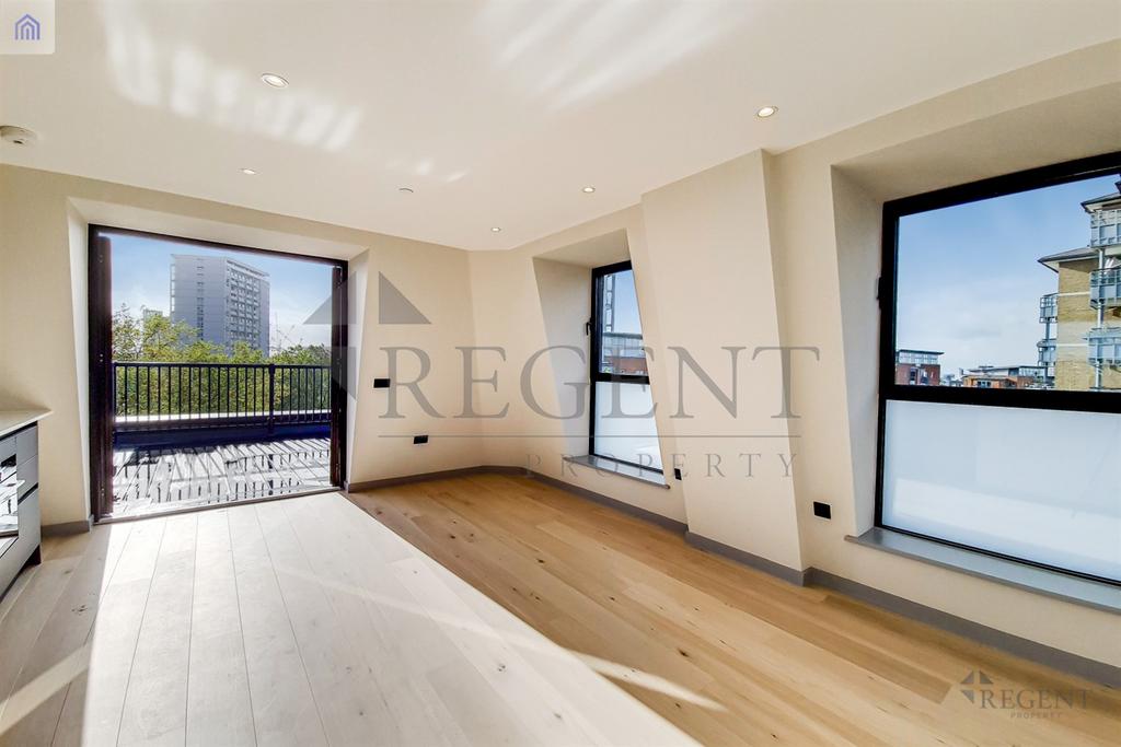 Kitchen/Reception