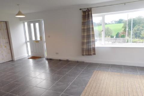 4 Caeglas Close, Ffairfach, Llandeilo, SA19 6UN