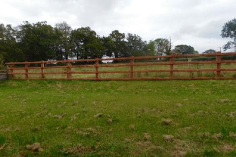 4 Caeglas Close, Ffairfach, Llandeilo, SA19 6UN
