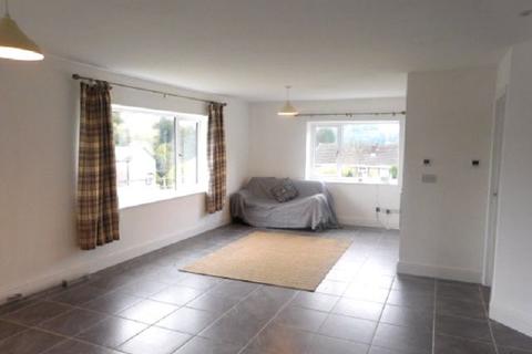 4 Caeglas Close, Ffairfach, Llandeilo, SA19 6UN