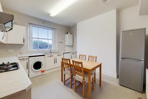 3 bedroom flat to rent, , Aberdeen Terrace, London, SE3